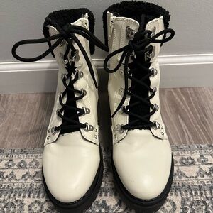 GBG LOS ANGELES HIGH HEEL BOOTS